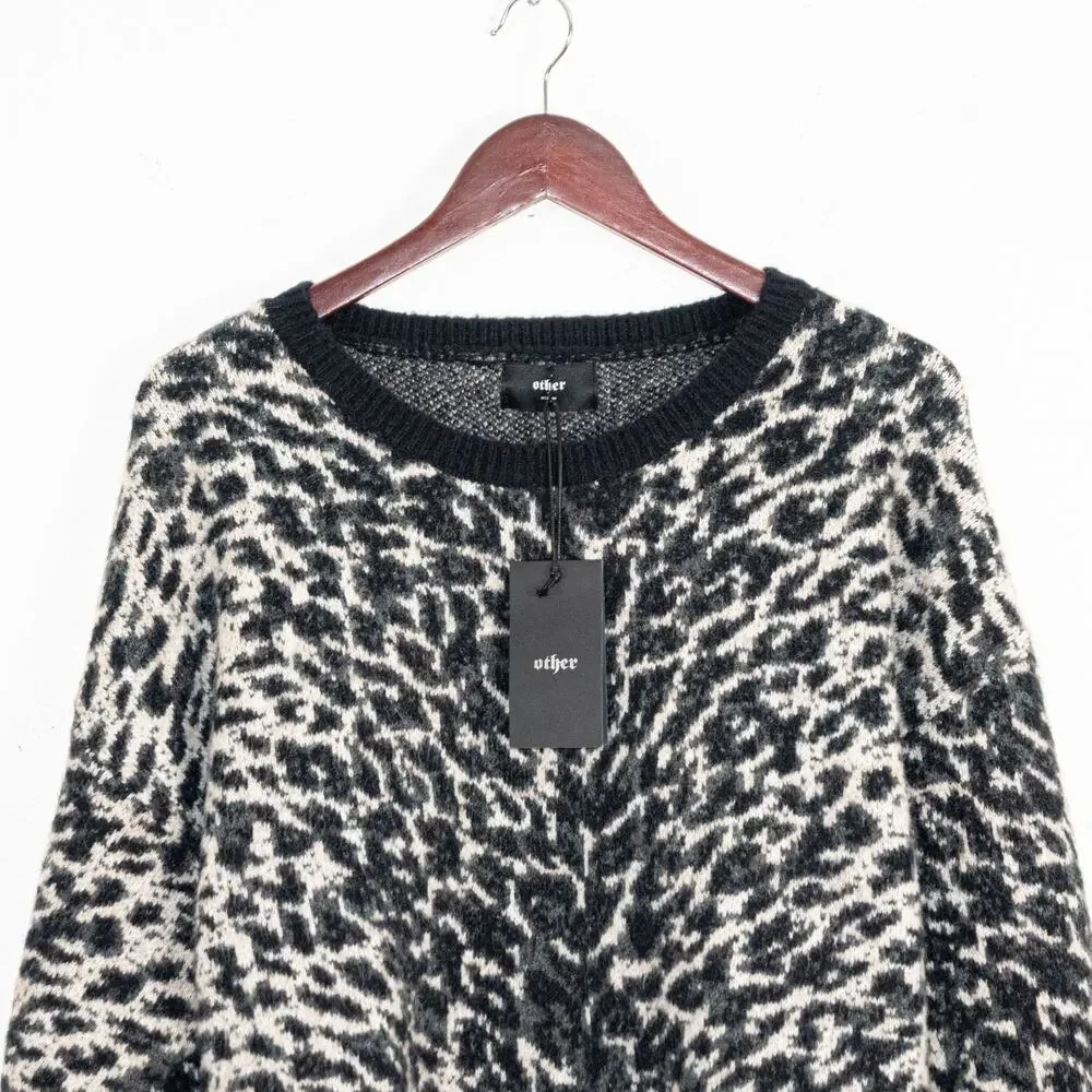 Other UK Rock n Roll Clothing Leopard Crew Sweater distressed sz M